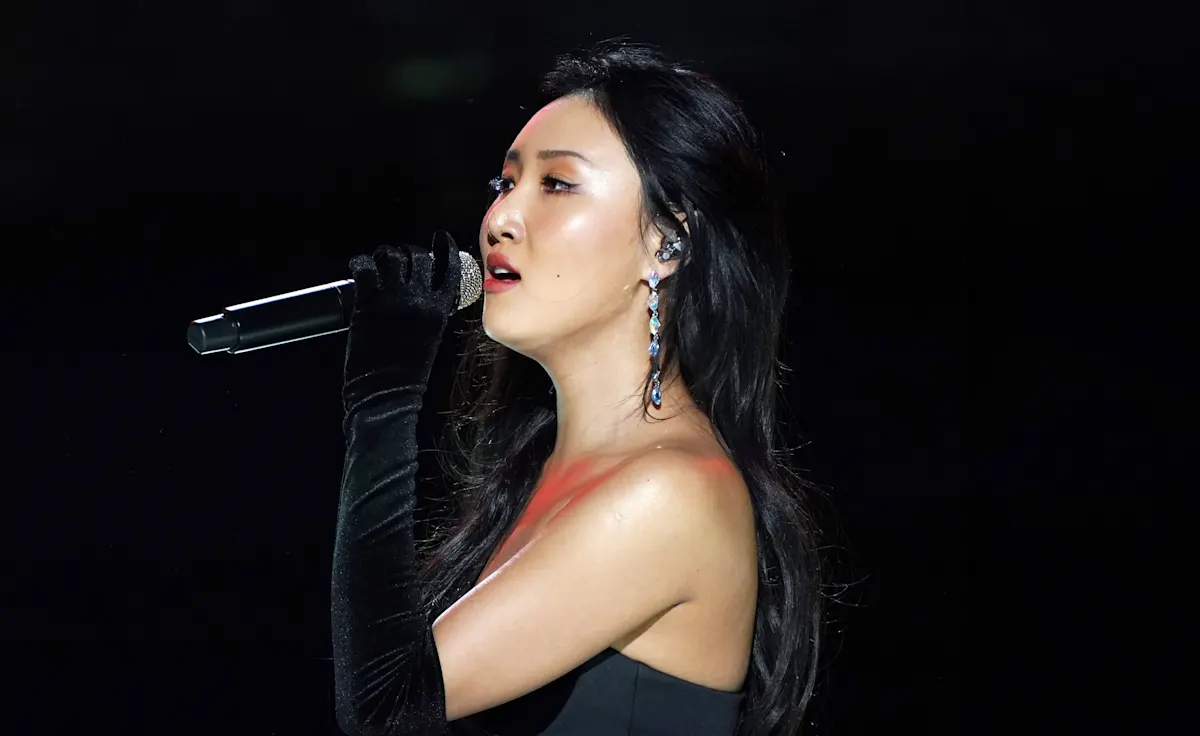 华莎Hwasa 2025欧洲巡演